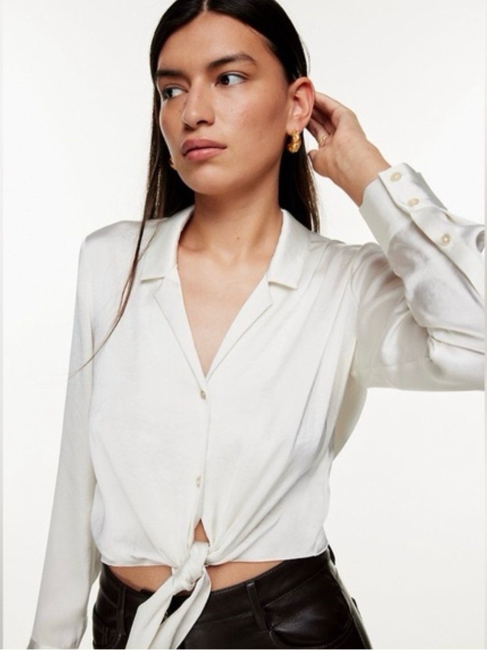 Aritzia Wilfred satin blouse